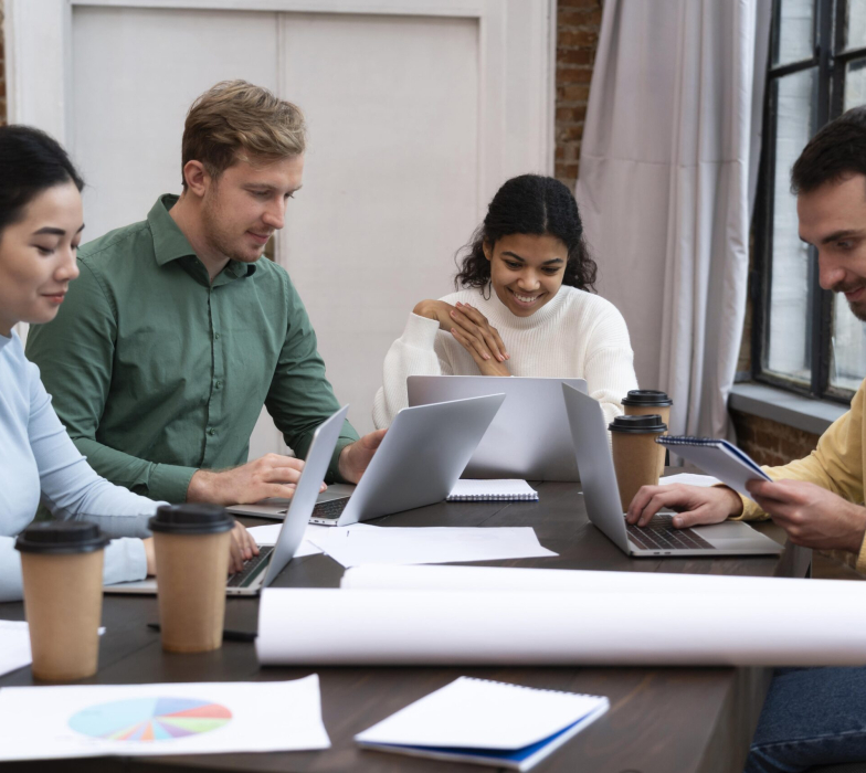 corporate-workers-brainstorming-together